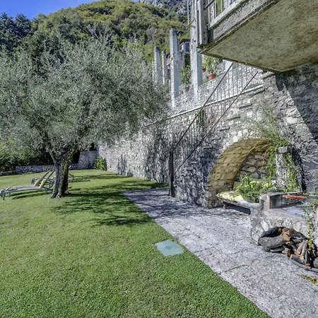 Villa Casello Lemon House